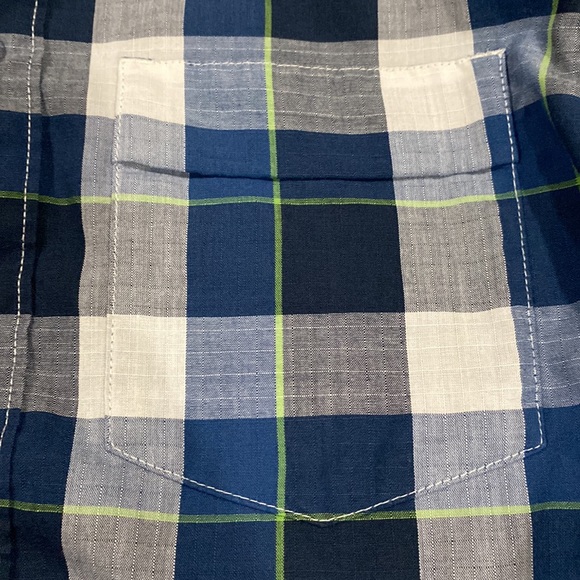 The North Face | Men’s Short Sleeve Plaid Button Down Shirt - Size Small - Picture 3 of 6